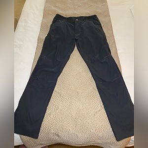 Kuhl Men’s casual/hiking pants 34/32 EUC